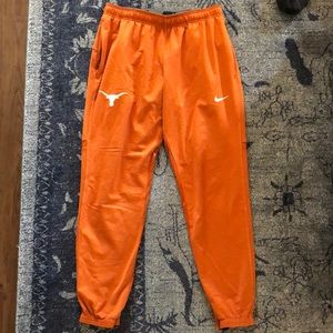 Men’s Large UT Nike sweatpants!